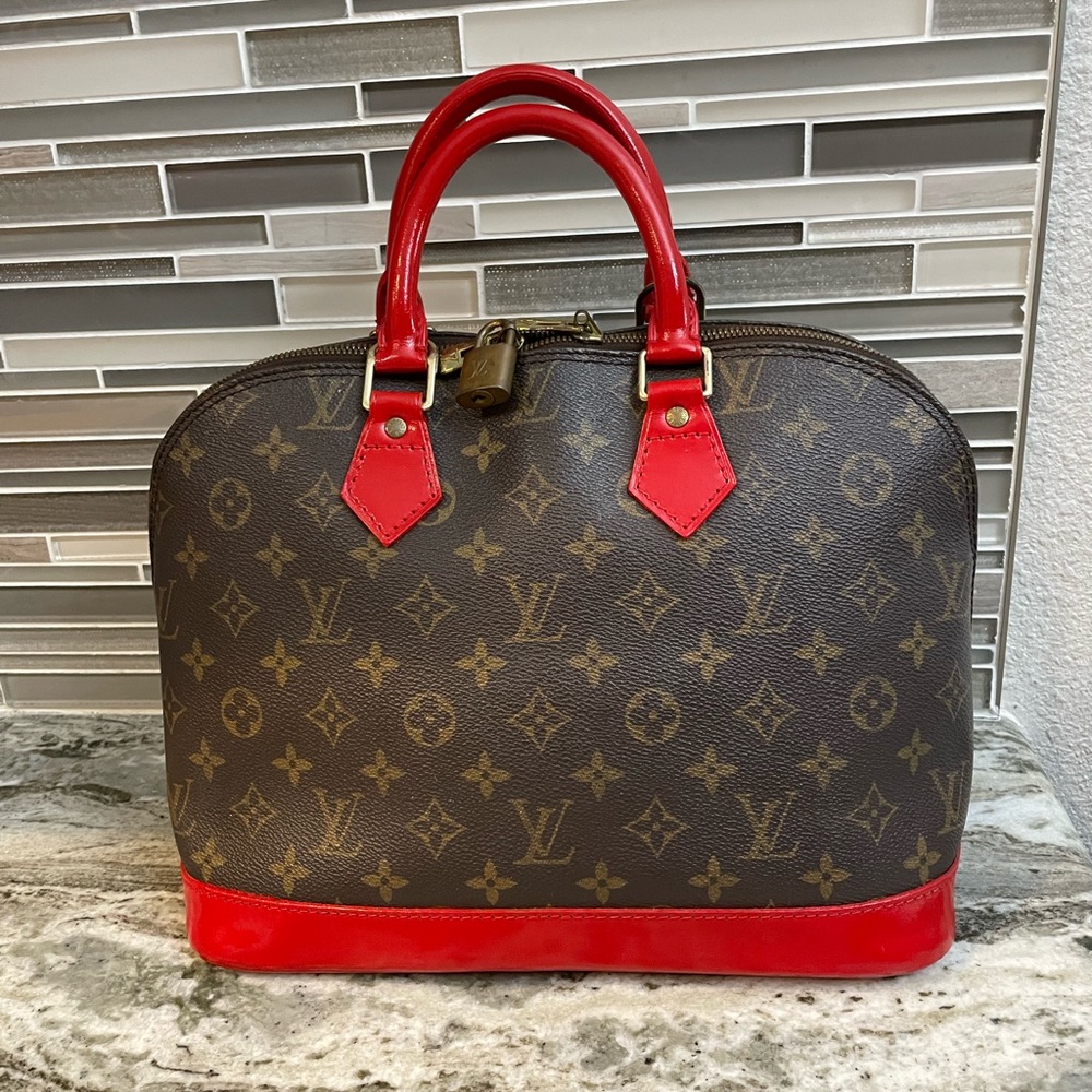 Louis Vuitton Alma PM